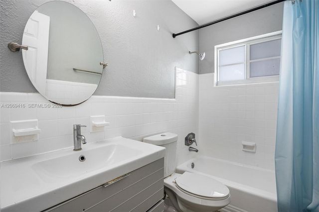 1135 8th Street 8, Miami Beach, FL 33139
