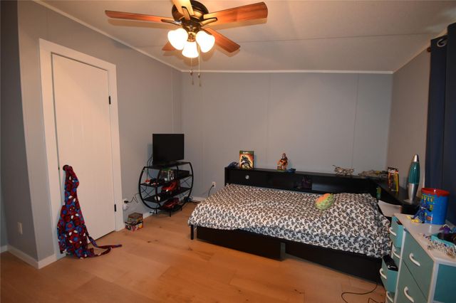 254 Lba DR, Bastrop, TX 78602