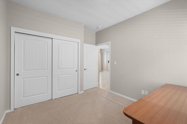 5719 Cosmo Place NE, Rio Rancho, NM 87144