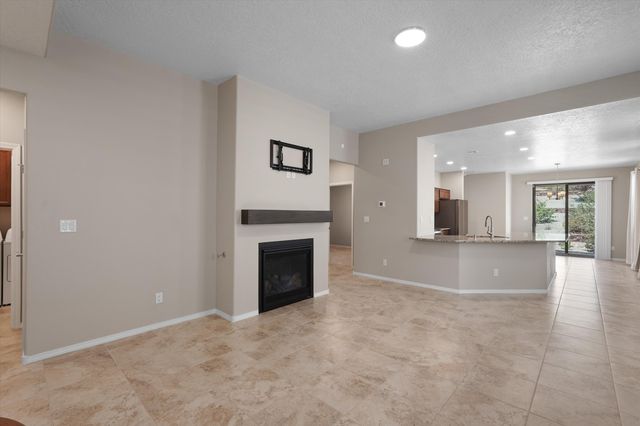 5719 Cosmo Place NE, Rio Rancho, NM 87144