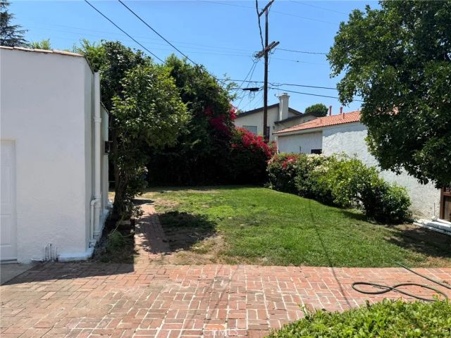 4313 Shadyglade Avenue, Studio City, CA 91604