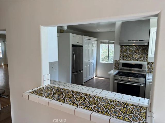 4313 Shadyglade Avenue, Studio City, CA 91604