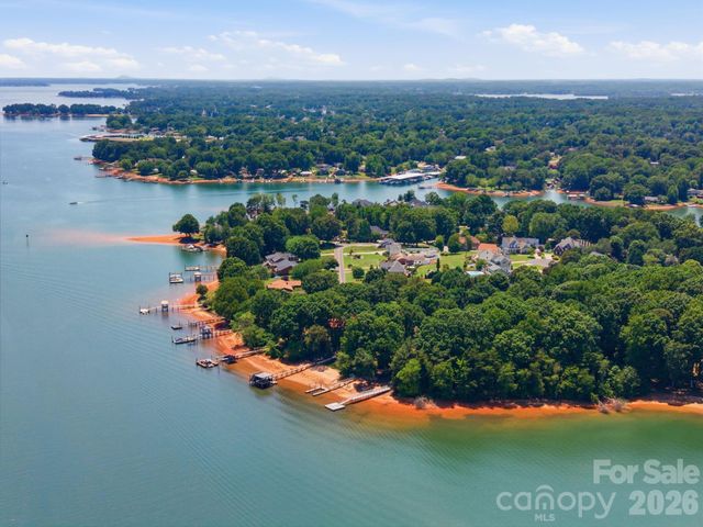 118 Broadbill Drive, Mooresville, NC 28117