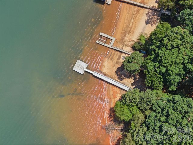 118 Broadbill Drive, Mooresville, NC 28117