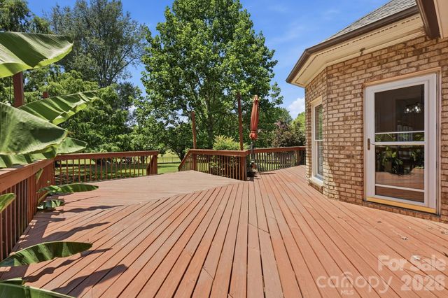 118 Broadbill Drive, Mooresville, NC 28117