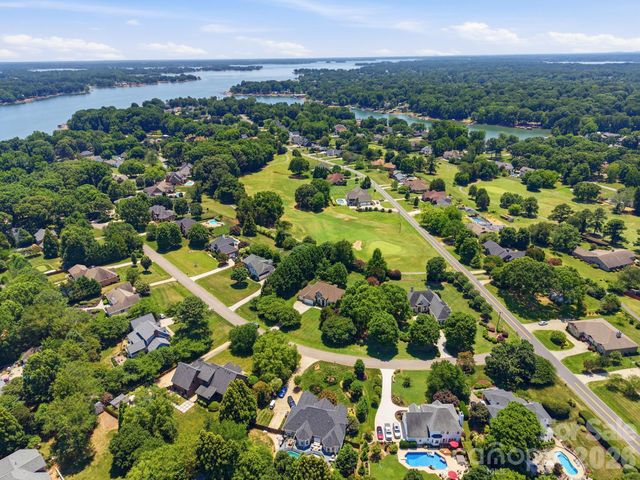 118 Broadbill Drive, Mooresville, NC 28117