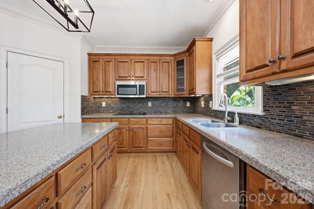 118 Broadbill Drive, Mooresville, NC 28117