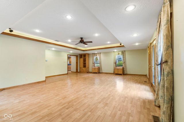 5278 Mt Pleasant S Street S, Greenwood, IN 46142