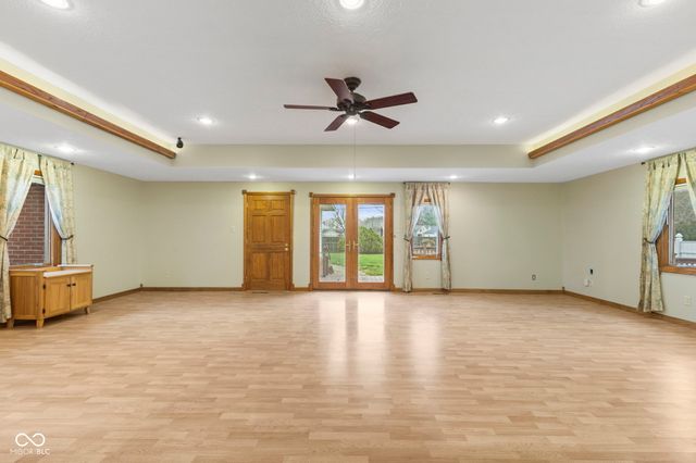 5278 Mt Pleasant S Street S, Greenwood, IN 46142