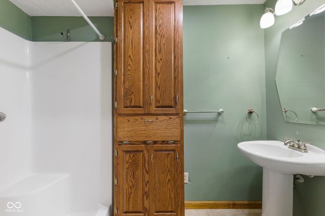 5278 Mt Pleasant S Street S, Greenwood, IN 46142