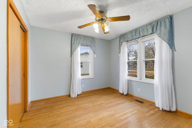 5278 Mt Pleasant S Street S, Greenwood, IN 46142