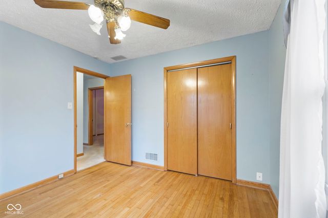 5278 Mt Pleasant S Street S, Greenwood, IN 46142