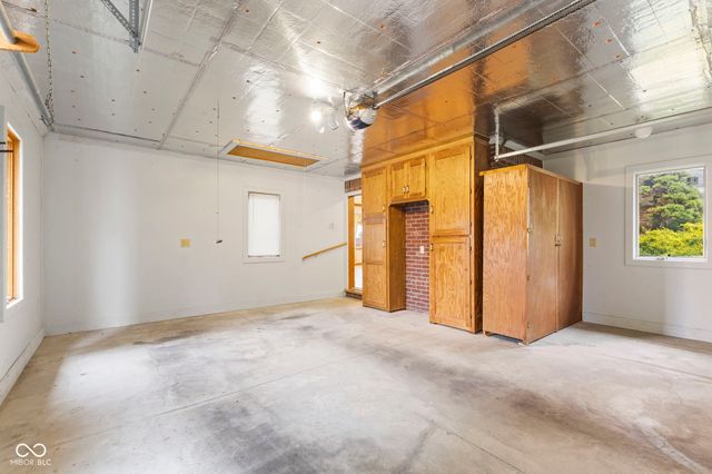 5278 Mt Pleasant S Street S, Greenwood, IN 46142