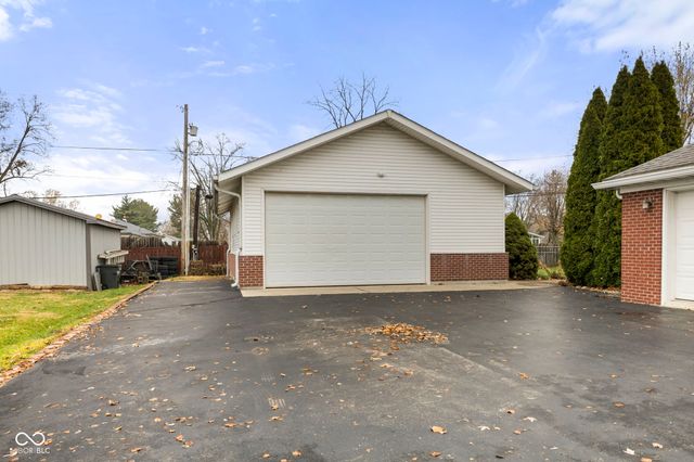 5278 Mt Pleasant S Street S, Greenwood, IN 46142