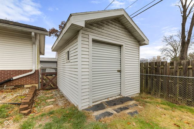 5278 Mt Pleasant S Street S, Greenwood, IN 46142