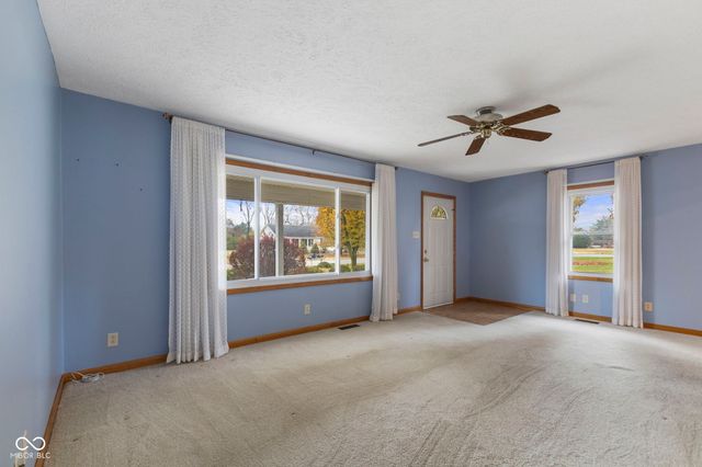 5278 Mt Pleasant S Street S, Greenwood, IN 46142