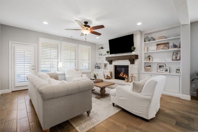 712 Llano Falls Drive, Mckinney, TX 75071