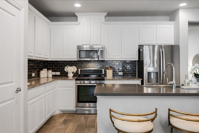 712 Llano Falls Drive, Mckinney, TX 75071