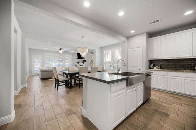 712 Llano Falls Drive, Mckinney, TX 75071