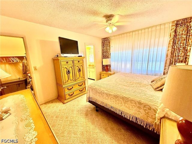 318 Joel BLVD, Lehigh Acres, FL 33936