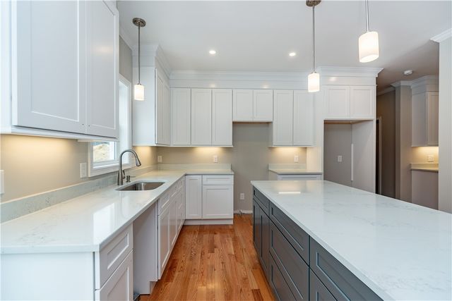 33 Cassidy Trail, Coventry, RI 02816