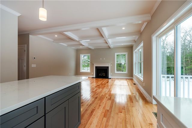 33 Cassidy Trail, Coventry, RI 02816