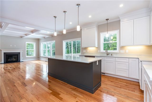 33 Cassidy Trail, Coventry, RI 02816