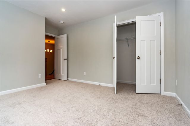 33 Cassidy Trail, Coventry, RI 02816