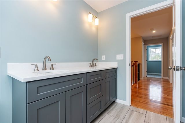 33 Cassidy Trail, Coventry, RI 02816