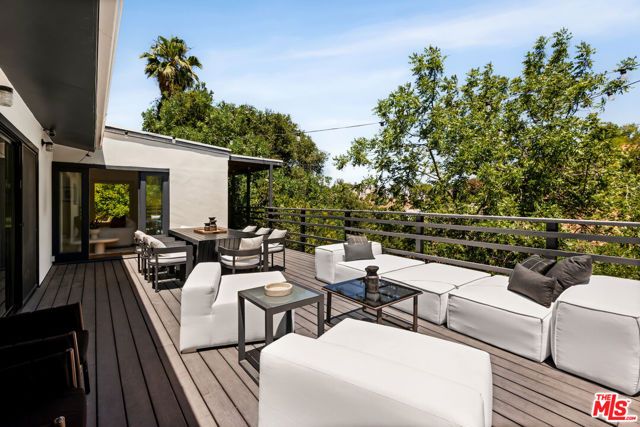 3375 Coldwater Canyon Avenue, Studio City (los Angeles), CA 91604