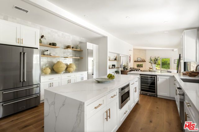 3375 Coldwater Canyon Avenue, Studio City (los Angeles), CA 91604