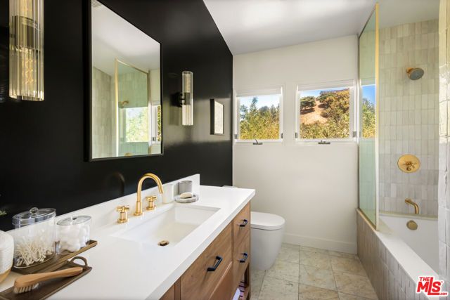 3375 Coldwater Canyon Avenue, Studio City (los Angeles), CA 91604