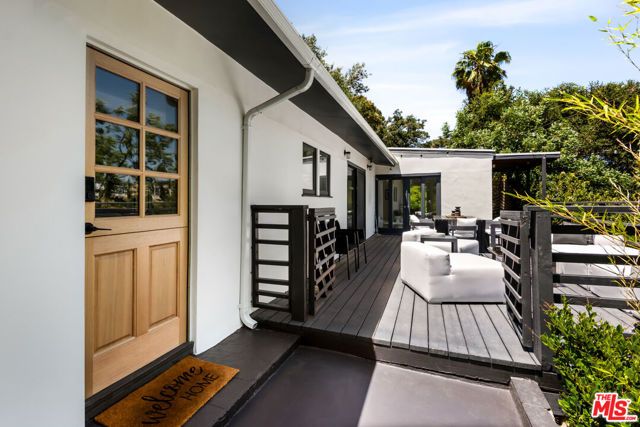 3375 Coldwater Canyon Avenue, Studio City (los Angeles), CA 91604