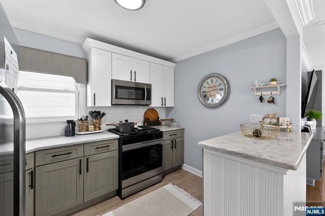 186 Fabyan Place, Newark, NJ 07112