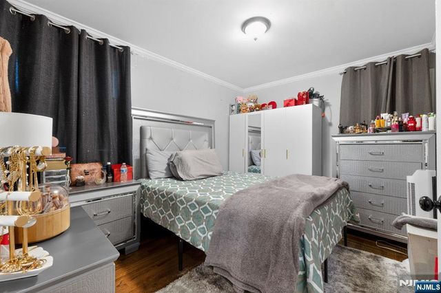 186 Fabyan Place, Newark, NJ 07112