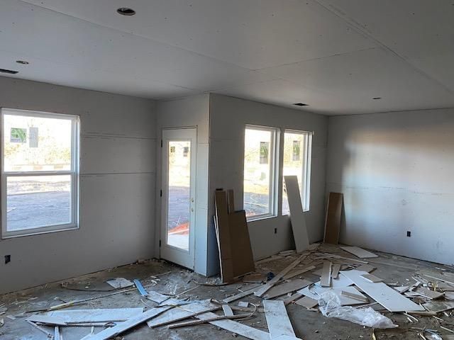 20629 Skyview Lane, Spring Hill, KS 66083