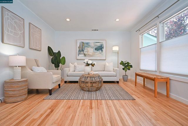 2831 Bonifacio St., Concord, CA 94519