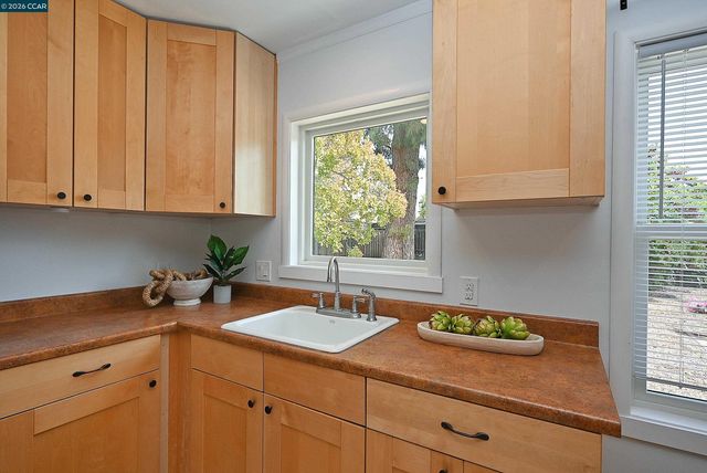 2831 Bonifacio St., Concord, CA 94519