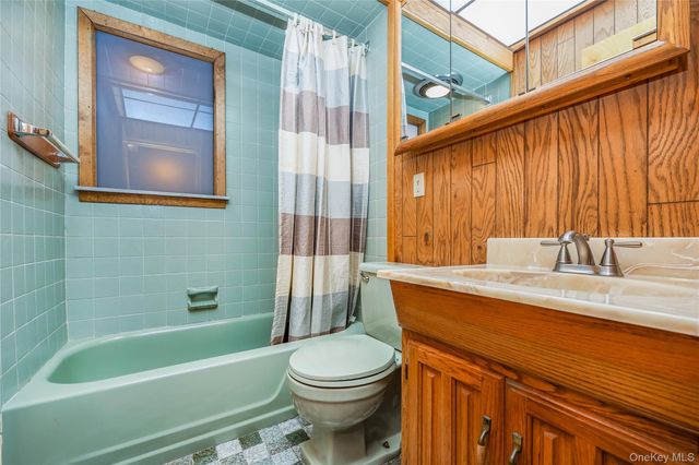 521 Patterson Street, East Meadow, NY 11554