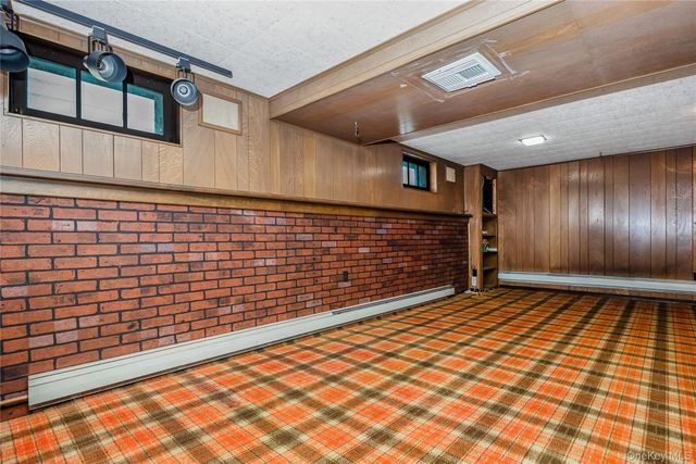 521 Patterson Street, East Meadow, NY 11554