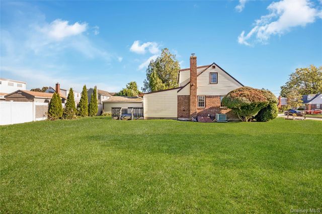521 Patterson Street, East Meadow, NY 11554