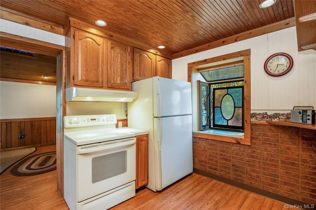 521 Patterson Street, East Meadow, NY 11554