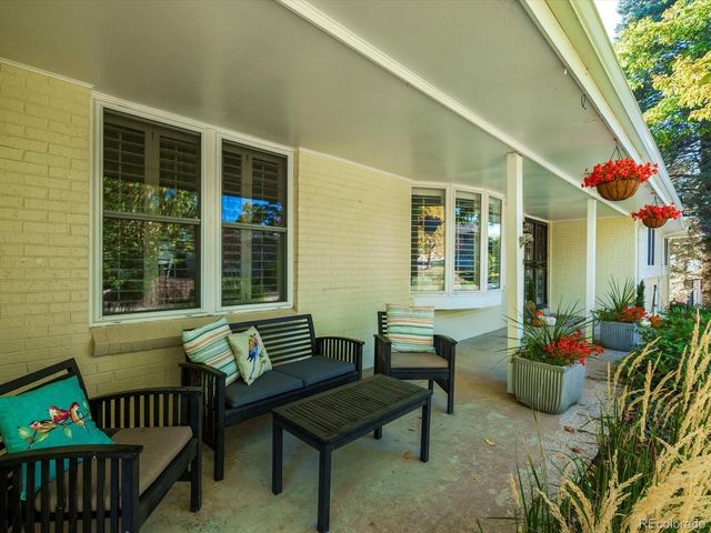 8566 E Lehigh Avenue, Denver, CO 80237