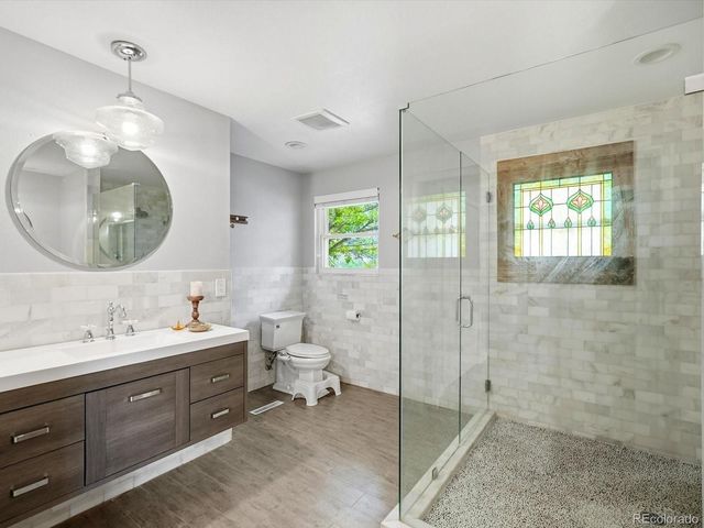 8566 E Lehigh Avenue, Denver, CO 80237