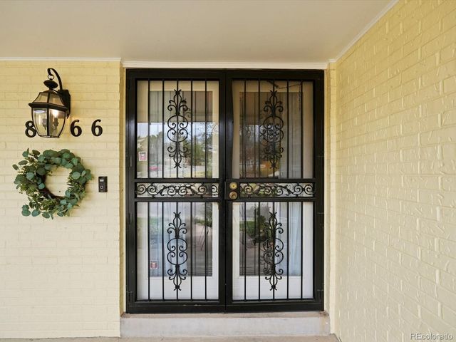 8566 E Lehigh Avenue, Denver, CO 80237