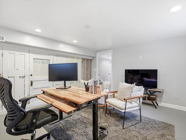 8566 E Lehigh Avenue, Denver, CO 80237