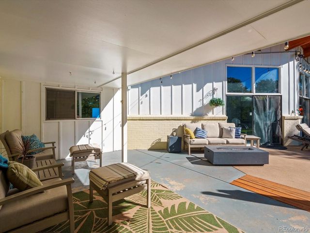 8566 E Lehigh Avenue, Denver, CO 80237