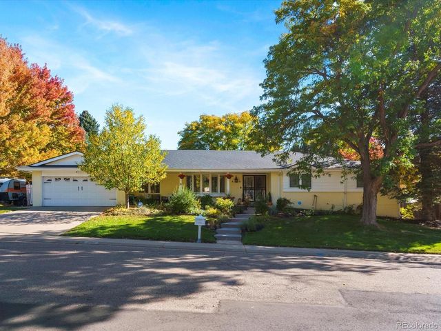 8566 E Lehigh Avenue, Denver, CO 80237