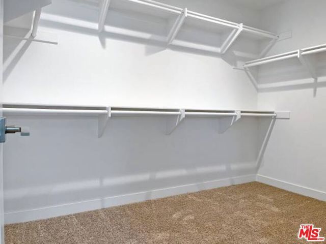 7105 TAMPA Avenue 7101, Reseda (los Angeles), CA 91335