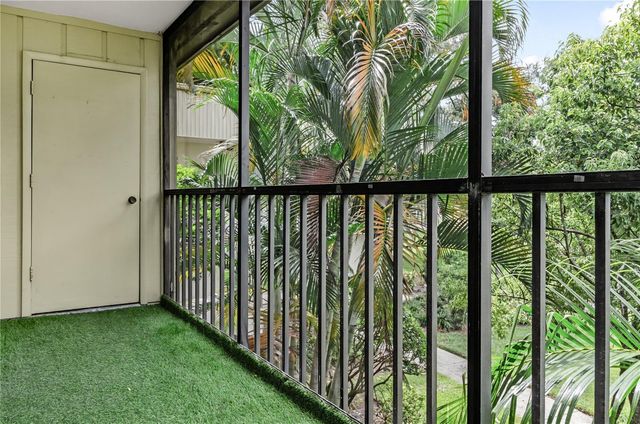 3300 FOX CHASE CIRCLE N 231, Palm Harbor, FL 34683